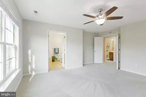 21840 Ladyslipper Sq, Ashburn, VA 20147 photo 24