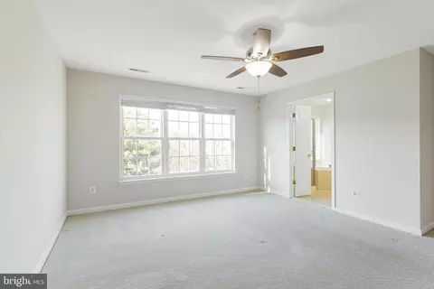 21840 Ladyslipper Sq, Ashburn, VA 20147 photo 23