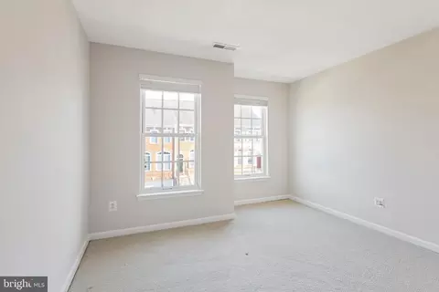 21840 Ladyslipper Sq, Ashburn, VA 20147 photo 32