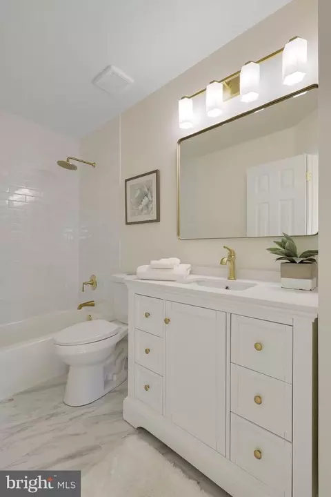 43575 Blacksmith Sq, Ashburn, VA 20147 photo 36