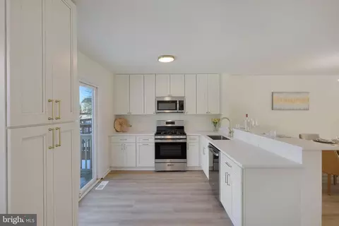 43575 Blacksmith Sq, Ashburn, VA 20147 photo 27