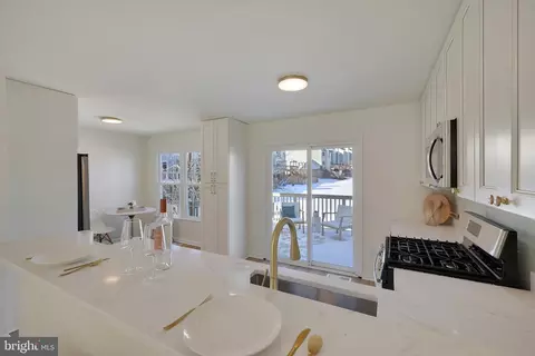 43575 Blacksmith Sq, Ashburn, VA 20147 photo 28