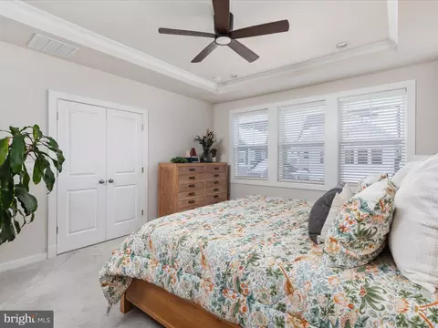 Bedroom - 43817 Normans Switch Dr, Ashburn, VA 20147 photo 2 of 6