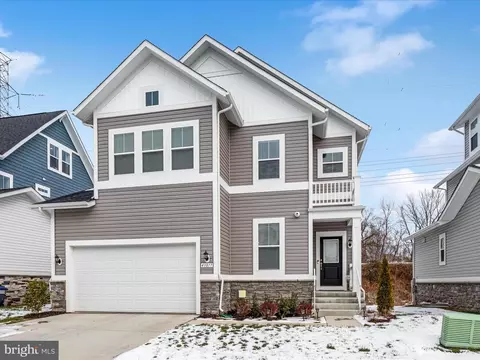 Exterior - 43817 Normans Switch Dr, Ashburn, VA 20147 photo 7 of 8