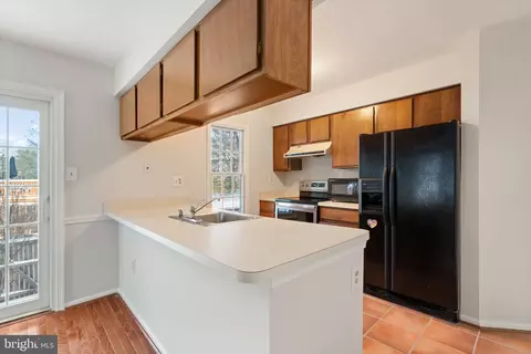 1 Conoy Ct, Sterling, VA 20165 photo 12