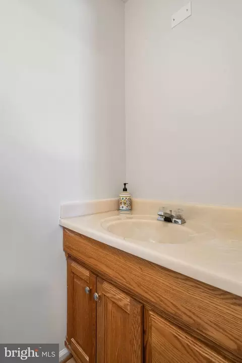 1 Conoy Ct, Sterling, VA 20165 photo 14