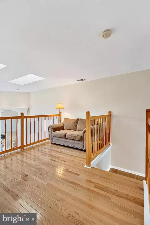 Entry Way - 21170 Wildflower Sq, Ashburn, VA 20147 photo 6 of 8