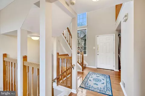 Entry Way - 21170 Wildflower Sq, Ashburn, VA 20147 photo 2 of 8