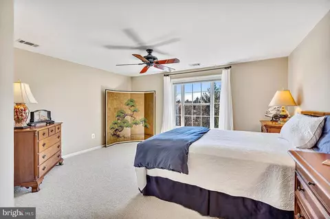 Bedroom - 21170 Wildflower Sq, Ashburn, VA 20147 photo 3 of 9