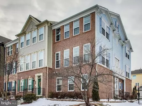 464 Glade Fern Ter SE, Leesburg, VA 20175
