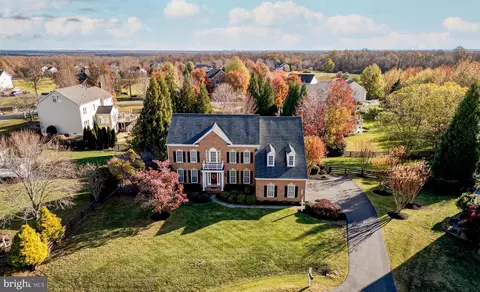 24286 Walnut Hill Pl, Aldie, VA 20105