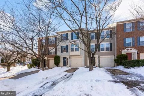 163 Shirley Sq SE, Leesburg, VA 20175