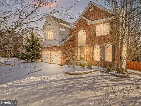 1710 Fairleigh Ct NE, Leesburg, VA 20176