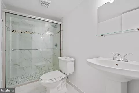 47 Bickel Ct, Sterling, VA 20165 photo 24