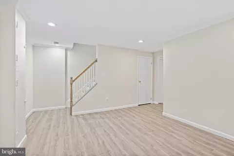 47 Bickel Ct, Sterling, VA 20165 photo 22