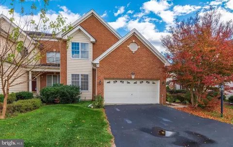 42991 Pascale Ter, Ashburn, VA 20148