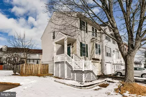 21780 Rockwood Ter, Sterling, VA 20164
