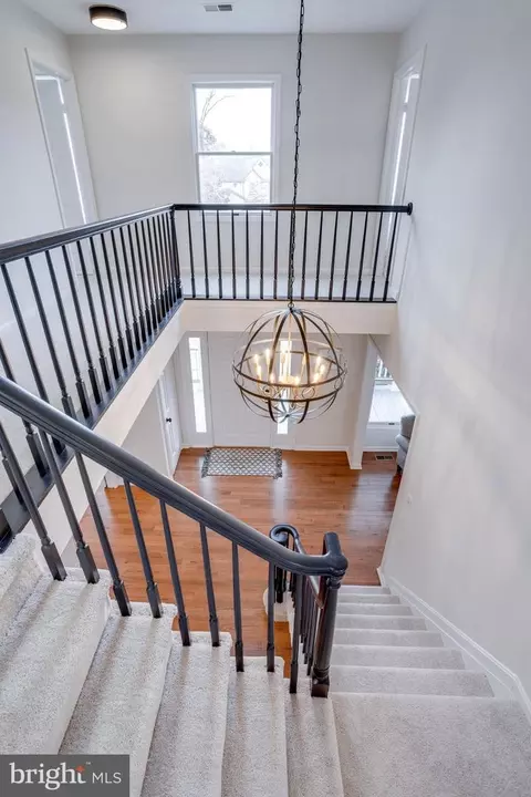 8 Thorton Ct, Sterling, VA 20165 photo 30
