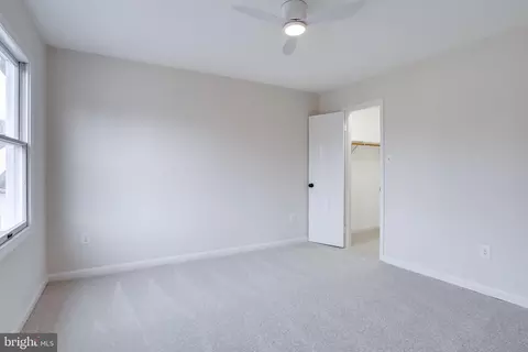 8 Thorton Ct, Sterling, VA 20165 photo 44
