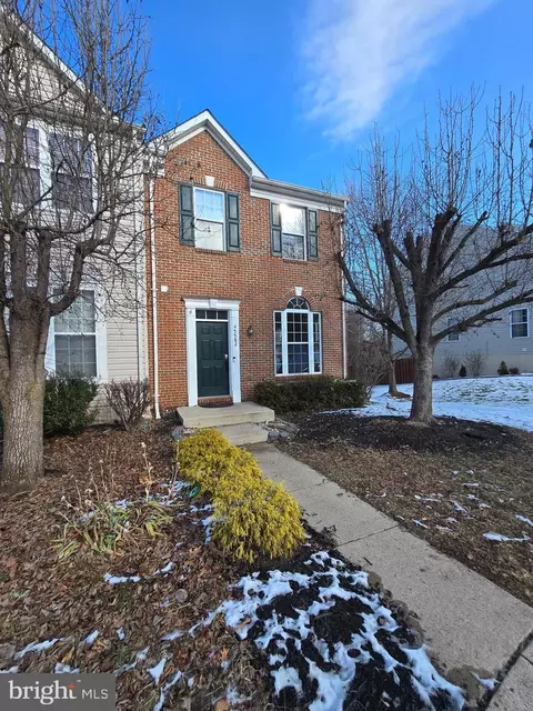 45582 Grand Central Sq, Sterling, VA 20166