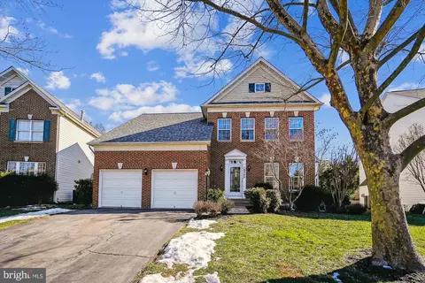 18260 Oak Lake Ct, Leesburg, VA 20176