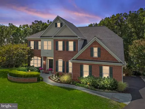 22506 Pine Top Ct, Ashburn, VA 20148