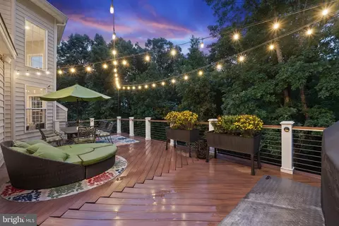 Exterior - 22506 Pine Top Ct, Ashburn, VA 20148 photo 19 of 19