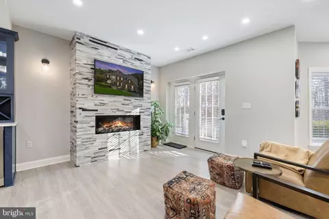 Other - 22506 Pine Top Ct, Ashburn, VA 20148 photo 23 of 34
