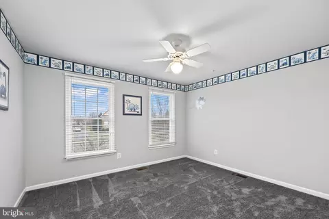 Bedroom - 21683 Bronte Pl, Ashburn, VA 20147 photo 6 of 7