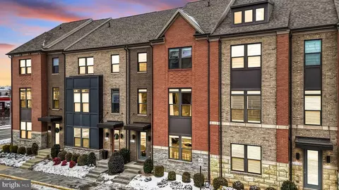 44712 Ellsworth Ter, Ashburn, VA 20147