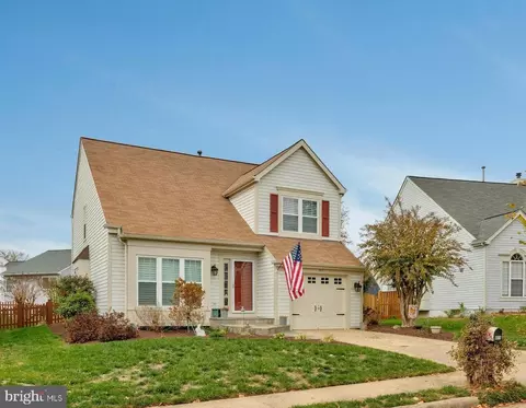 811 Catoctin Cir NE, Leesburg, VA 20176
