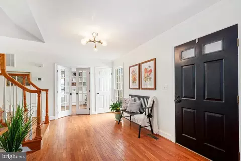 Entry Way - 114 Peyton Rd, Sterling, VA 20165 photo 1 of 6