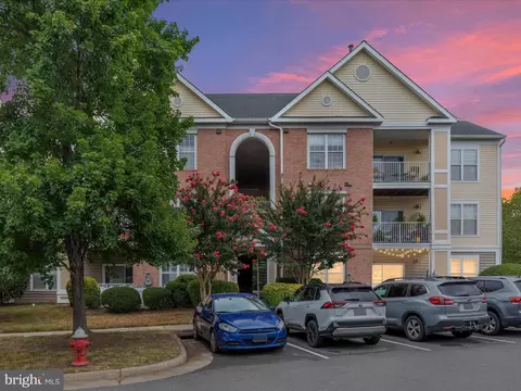 43302 Marymount Ter #101, Ashburn, VA 20147