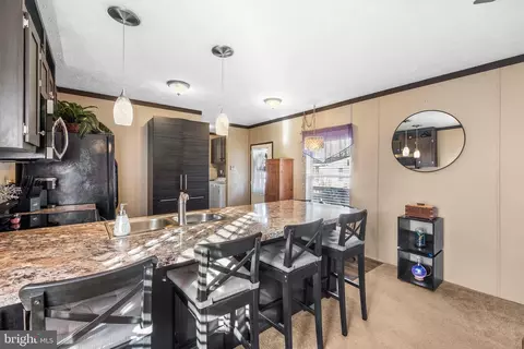 Kitchen - 39335 E Colonial Hwy E, Hamilton, VA 20158 photo 9 of 9