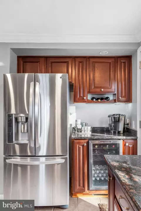 Kitchen - 39335 E Colonial Hwy E, Hamilton, VA 20158 photo 3 of 9