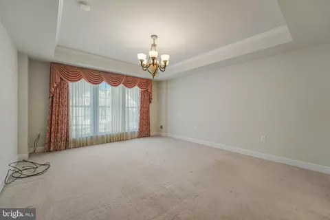 20686 Crescent Pointe Pl, Ashburn, VA 20147 photo 19
