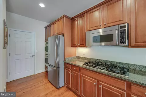 20686 Crescent Pointe Pl, Ashburn, VA 20147 photo 14