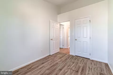 Bedroom - 42796 Nations St, Chantilly, VA 20152 photo 3 of 4