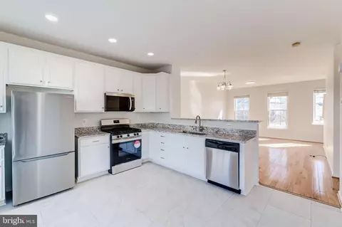 Other - 42796 Nations St, Chantilly, VA 20152 photo 2 of 16