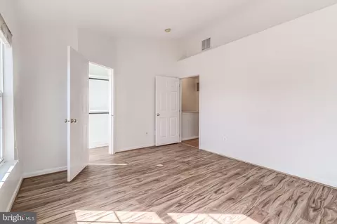 Bedroom - 42796 Nations St, Chantilly, VA 20152 photo 2 of 4