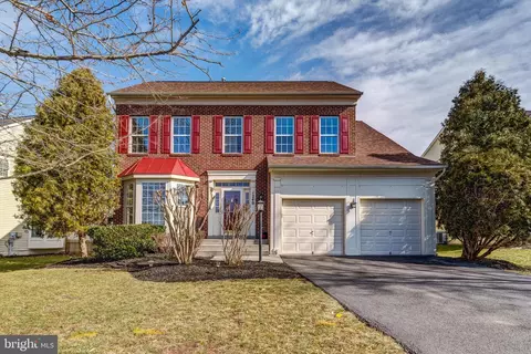 1240 Tennessee Dr NE, Leesburg, VA 20176