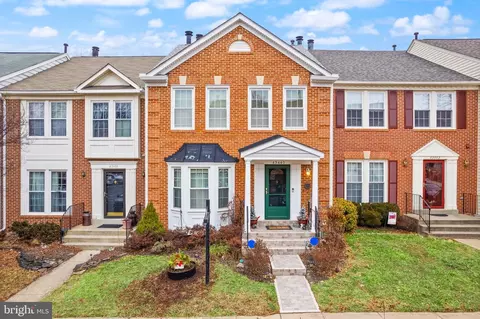 43440 Postrail Sq, Ashburn, VA 20147