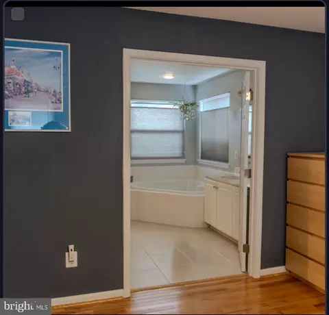 43045 Tavernsprings Ct, Ashburn, VA 20147 photo 13