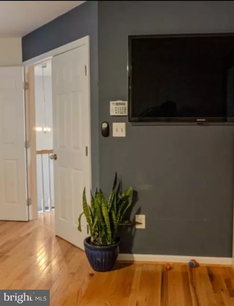 43045 Tavernsprings Ct, Ashburn, VA 20147 photo 12
