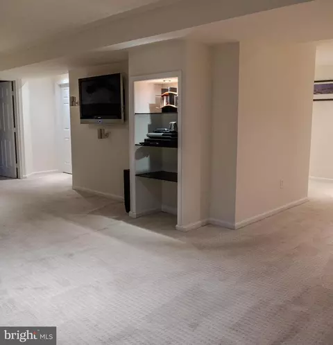 43045 Tavernsprings Ct, Ashburn, VA 20147 photo 19