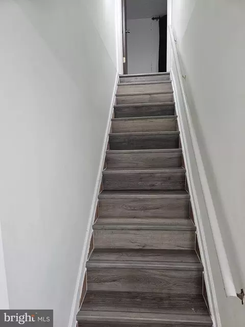 Entry Way - 104 Charing Ct, Sterling, VA 20164 photo 1 of 4