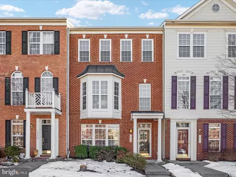 20258 Seneca Sq, Ashburn, VA 20147