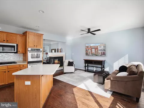 20258 Seneca Sq, Ashburn, VA 20147 photo 13
