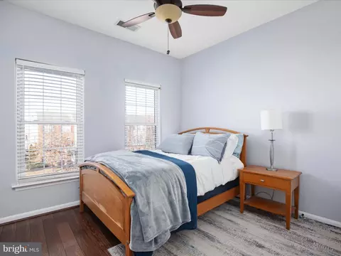 20258 Seneca Sq, Ashburn, VA 20147 photo 17