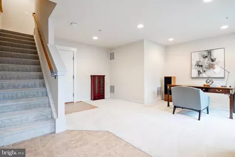 42407 Pale Iris Ter, Brambleton, VA 20148 photo 6